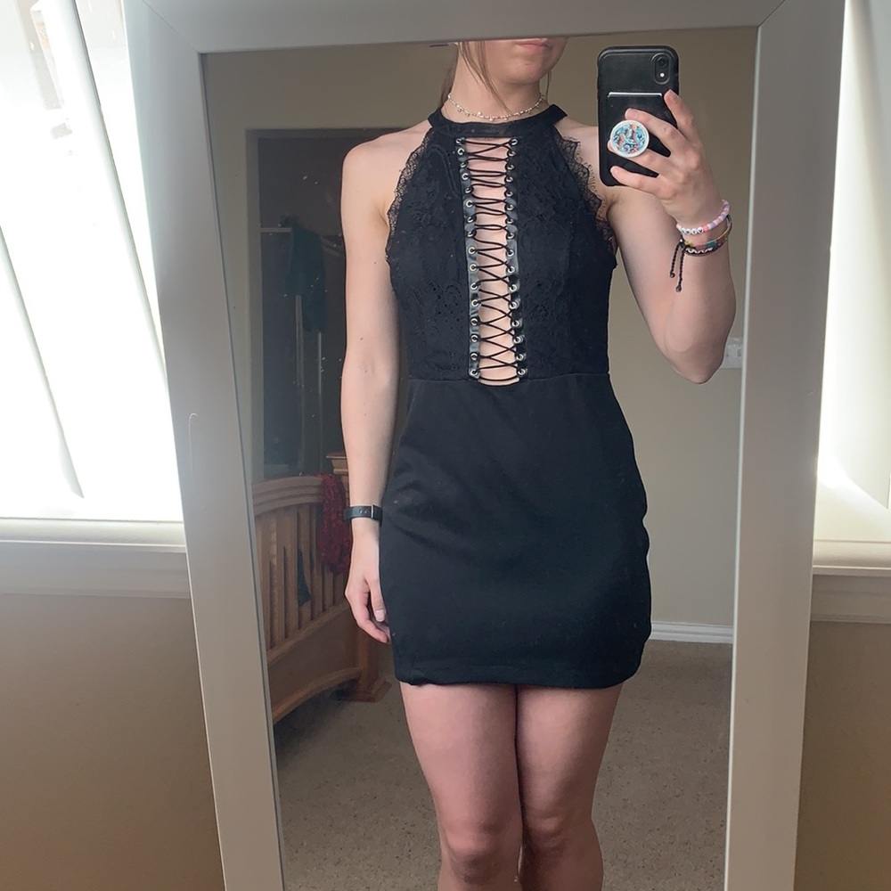 Charlotte Ruse dress - Picture 1 of 8